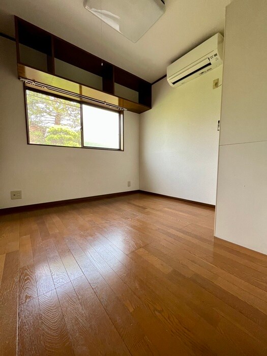 物件内観写真5　(居室)