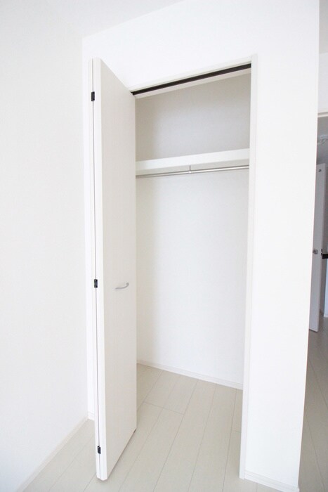 物件内観写真13　(収納)