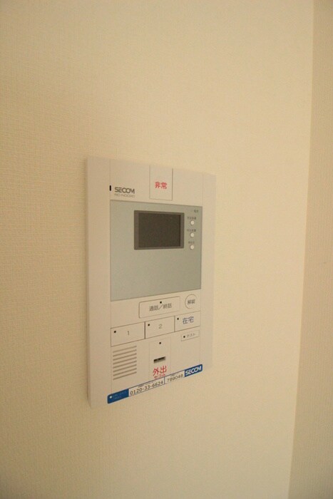 物件内観写真18　(玄関)