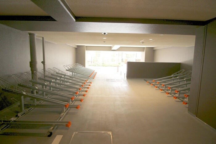 物件外観写真6　(駐輪場)