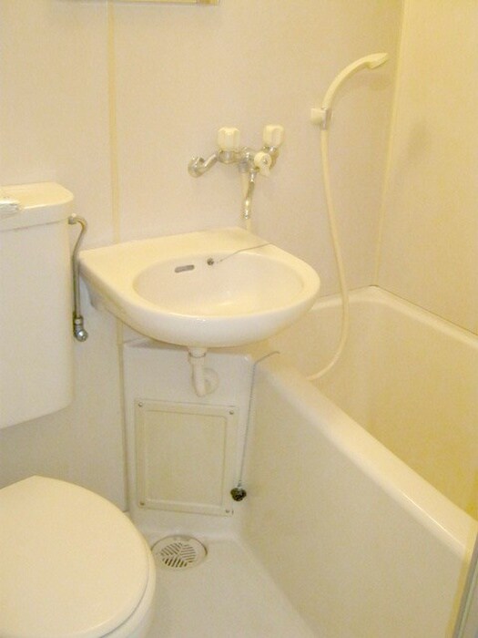 物件内観写真8　(バス／シャワールーム等)