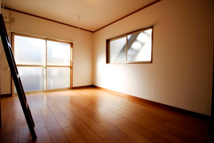 物件内観写真8　(居室)