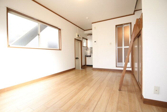 物件内観写真9　(居室)