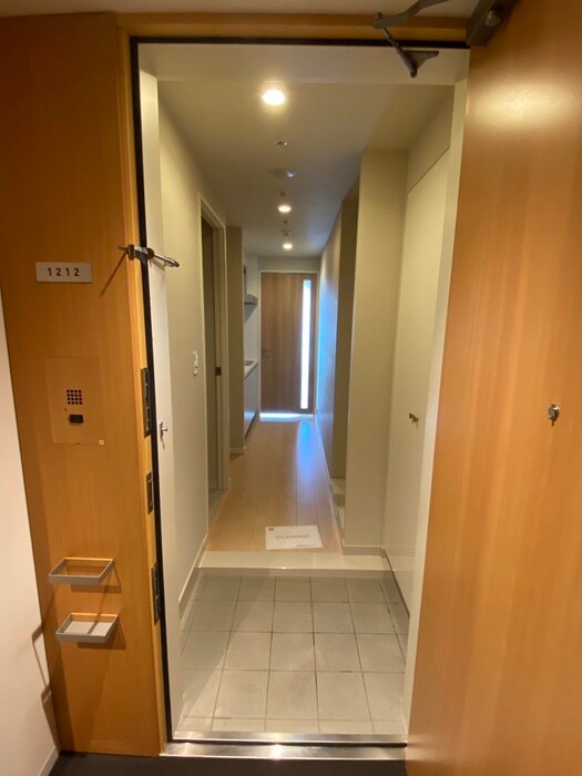 物件内観写真17　(玄関)