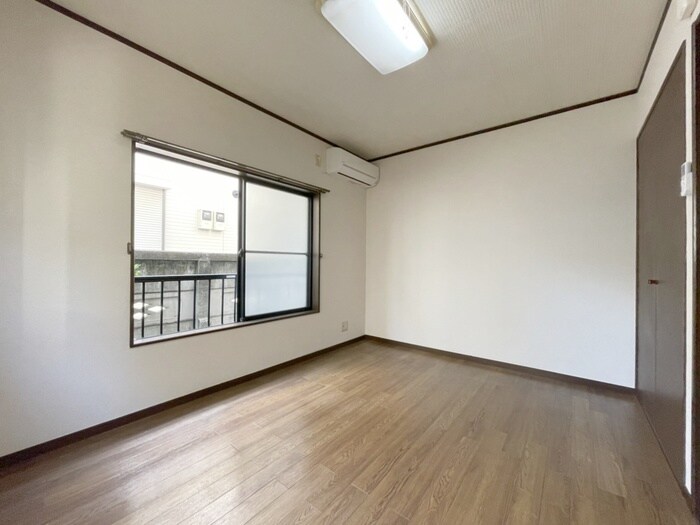 物件内観写真9　(居室)