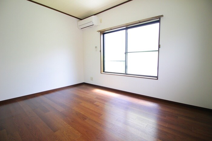 物件内観写真18　(居室)
