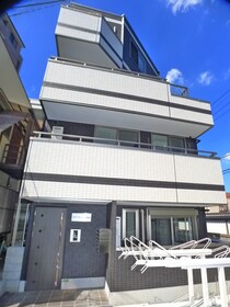 オプンティア大師前の外観写真