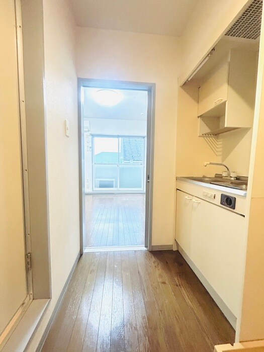 物件内観写真19　(廊下)