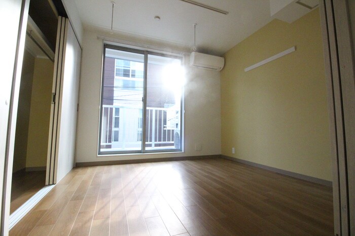 物件内観写真9　(居室)