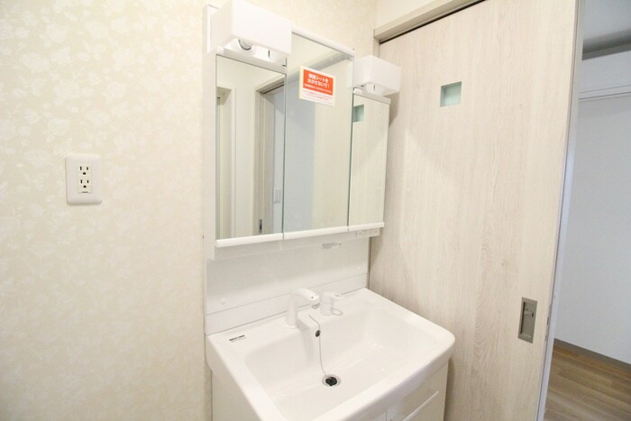 物件内観写真16　(洗面)