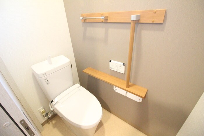 物件内観写真16　(トイレ)