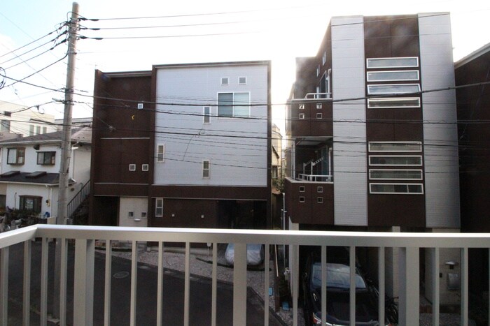 物件内観写真21　(室内からの展望)