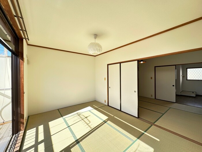 物件内観写真8　(居室)