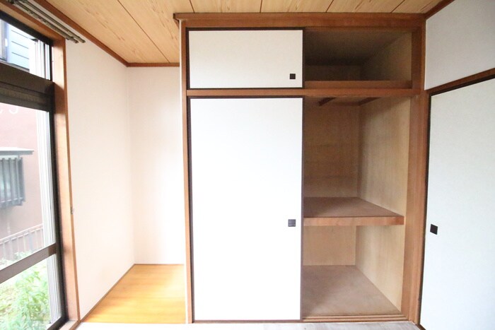 物件内観写真10　(収納)