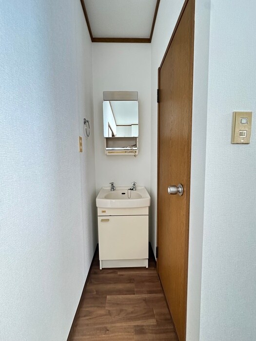 物件内観写真17　(洗面)
