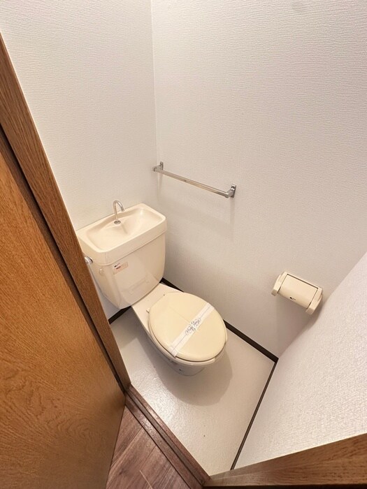 物件内観写真18　(トイレ)