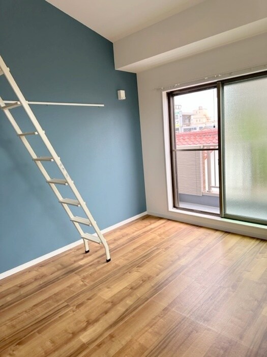 物件内観写真9　(居室)