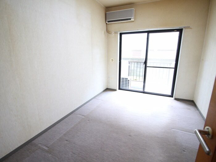 物件内観写真11　(居室)