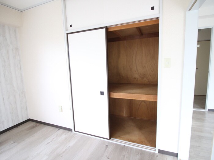 物件内観写真10　(収納)