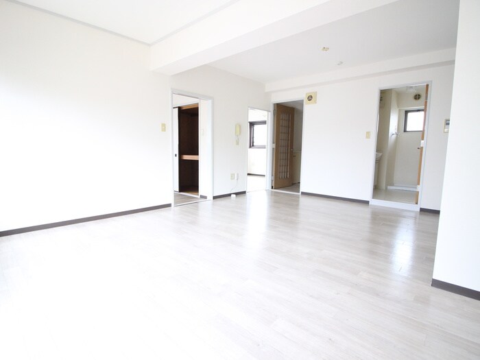 物件内観写真22　(居室)