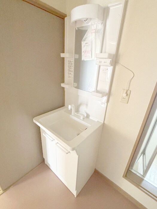 物件内観写真10　(洗面)