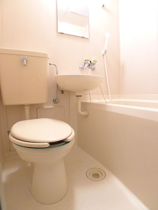 物件内観写真13　(バス／シャワールーム等)