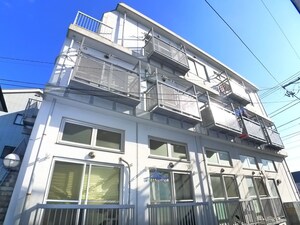 さんらいず外観写真