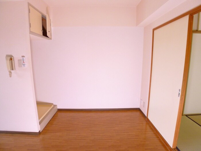 物件内観写真10　(居室)