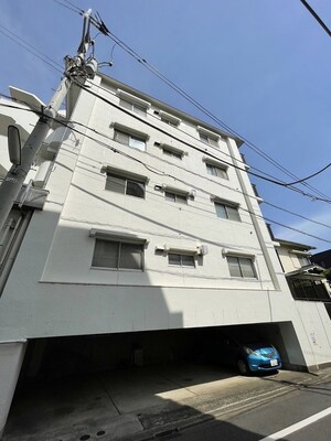 馬事公苑ヒミコマンション(301)外観写真