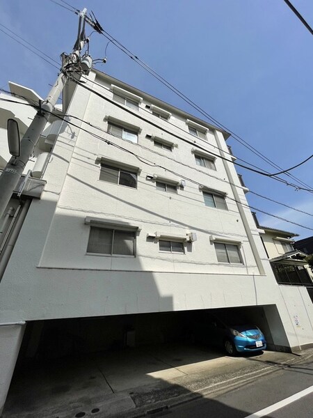 馬事公苑ヒミコマンション(301)外観写真