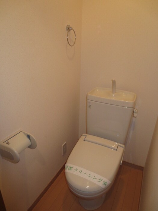 物件内観写真12　(トイレ)