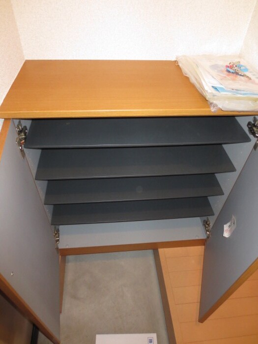 物件内観写真16　(靴箱)