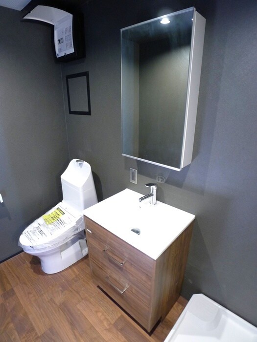 物件内観写真16　(洗面)