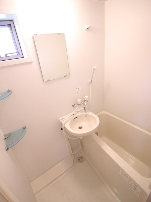 物件内観写真10　(バス／シャワールーム等)