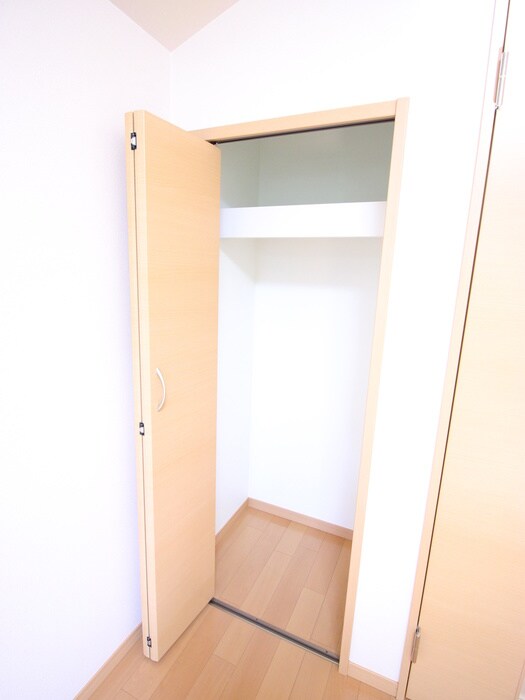 物件内観写真14　(収納)
