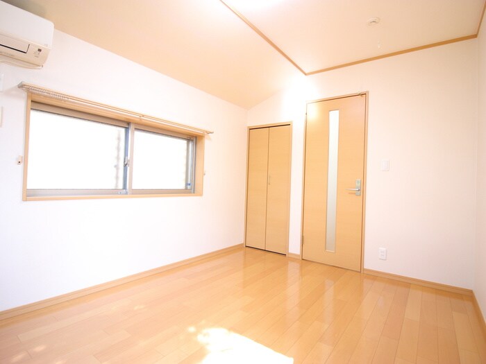 物件内観写真15　(居室)