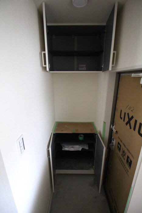 物件内観写真8　(廊下)