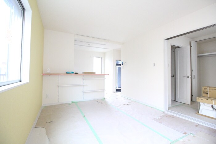 物件内観写真11　(居室)