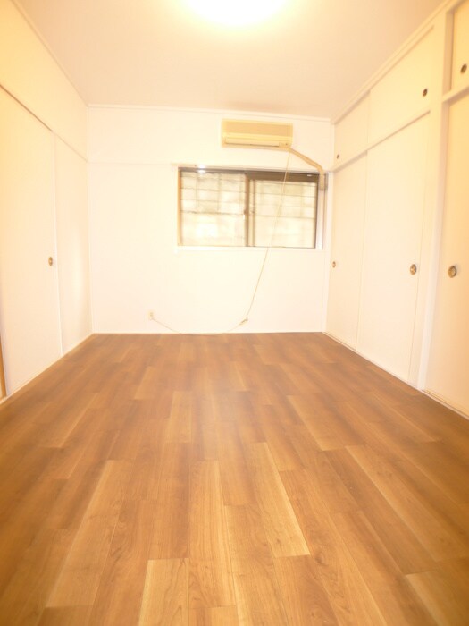 物件内観写真13　(居室)