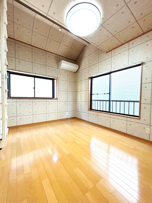 物件内観写真8　(居室)