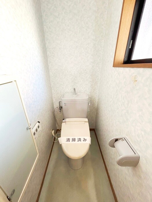 物件内観写真14　(トイレ)