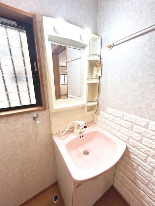 物件内観写真15　(洗面)