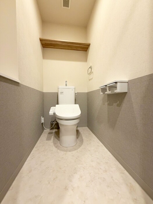 物件内観写真14　(トイレ)