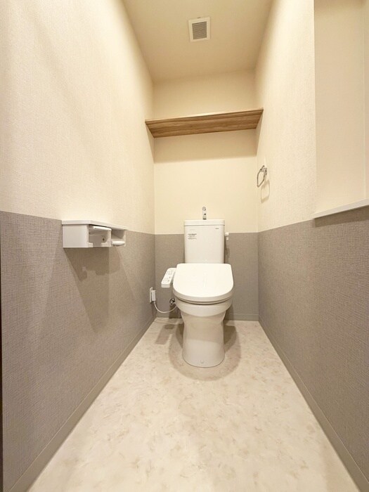 物件内観写真14　(トイレ)