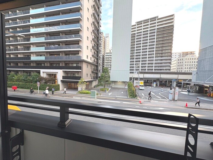 物件内観写真22　(室内からの展望)