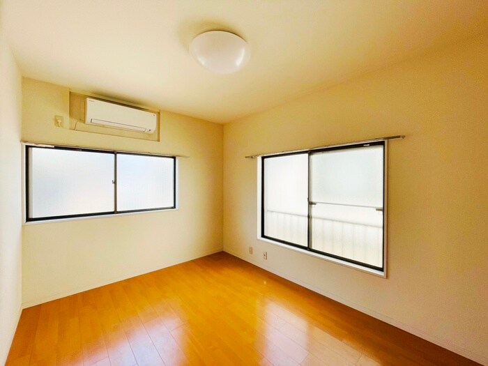 物件内観写真7　(居室)