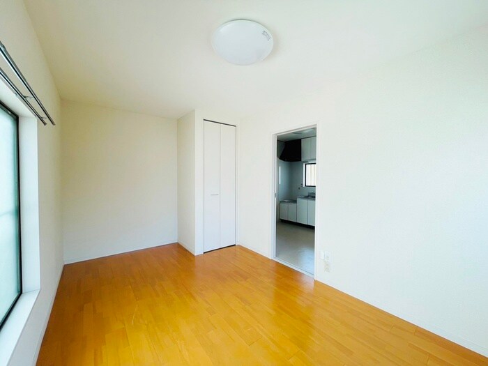 物件内観写真8　(居室)