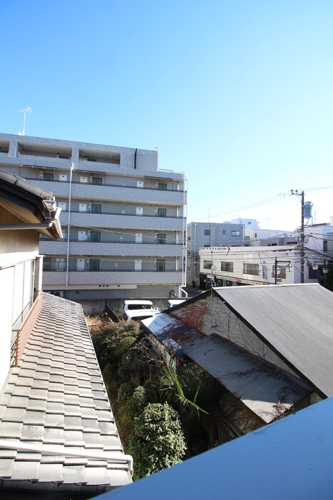 物件内観写真16　(室内からの展望)