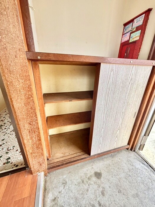 物件内観写真11　(靴箱)