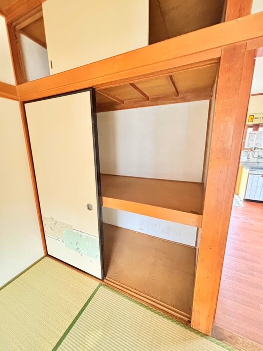 物件内観写真12　(収納)